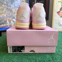 Load image into Gallery viewer, Jordan Iced Carmine 4s Size 11.5W/10M
