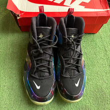 Load image into Gallery viewer, Nike Zoom Galaxy Rookies Size 10
