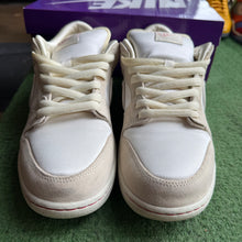 Load image into Gallery viewer, Nike SB City of Love Light Bone Low Dunks Size 12
