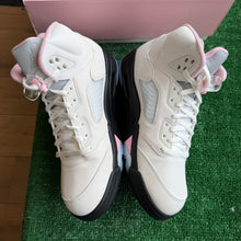 Load image into Gallery viewer, Jordan Medium Pink 5s Size 11.5
