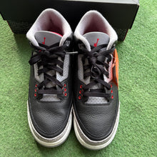 Load image into Gallery viewer, Jordan Black Cement 3s Size 7Y
