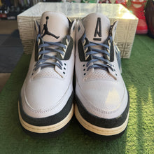 Load image into Gallery viewer, Jordan A Ma Maniere Diffused Blue 3s Size 15

