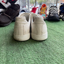 Load image into Gallery viewer, Maison Margiela Gaits Size 41
