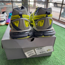 Load image into Gallery viewer, Balenciaga Track2s Size 47
