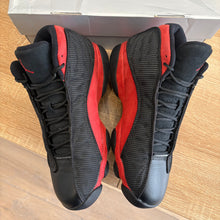 Load image into Gallery viewer, Jordan Bred 13s Size 10.5
