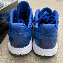 Load image into Gallery viewer, Nike Kobe Dodger Protro 6s Size 6.5Y

