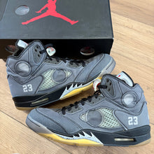 Load image into Gallery viewer, Jordan Off White Muslin 5s Size 13
