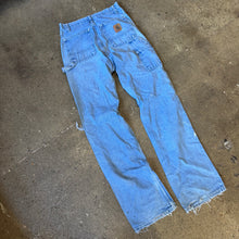 Load image into Gallery viewer, Vintage Carhartt Jeans Size 30 x 34

