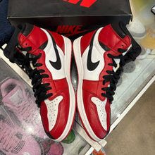 Load image into Gallery viewer, Jordan Homage To Home 1s Size 12
