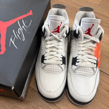 Load image into Gallery viewer, Jordan White Cement 4s Size 9
