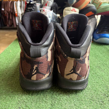 Load image into Gallery viewer, Jordan Camo 10s Size 8.5
