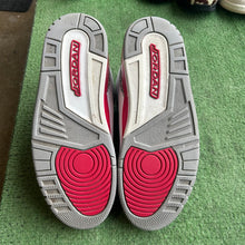 Load image into Gallery viewer, Jordan Cardinal 3s Size 11
