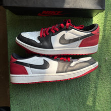 Load image into Gallery viewer, Jordan Black Toe Low 1s Size 10.5
