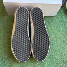 Load image into Gallery viewer, Vans OTW Pearlized Pack Black Old Skool 36s Size
10.5
