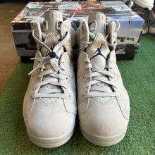 Load image into Gallery viewer, Jordan Georgetown 6s Size 9.5
