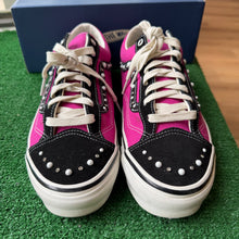 Load image into Gallery viewer, Vans Pink Pearlized Old Skool 36s Size 12
