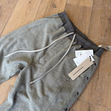 Load image into Gallery viewer, Rick Owens DRKSHDW Pusher Pants Size M
