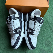 Load image into Gallery viewer, Louis Vuitton Trainers Size 11.5

