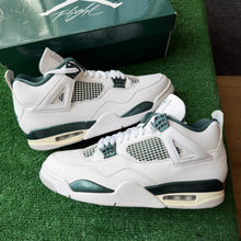 Load image into Gallery viewer, Jordan Oxidized Green 4s Size 12
