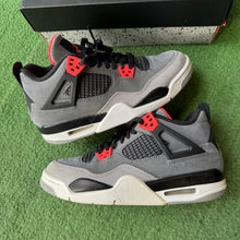 Load image into Gallery viewer, Jordan Infrared 4s Size 7Y
