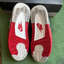 Load image into Gallery viewer, Jordan Fire Red 4s Size 10.5
