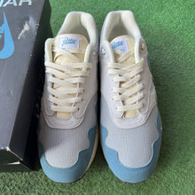 Load image into Gallery viewer, Nike Patta Waves Noise Aqua Air Max 1s Size 11.5
