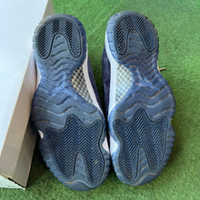 Load image into Gallery viewer, Jordan Midnight Navy 11s Size 10W/8.5M
