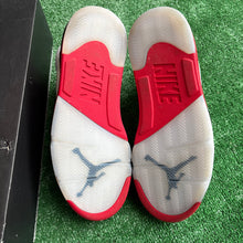 Load image into Gallery viewer, Jordan Black Tongue Fire Red 5s Size 11
