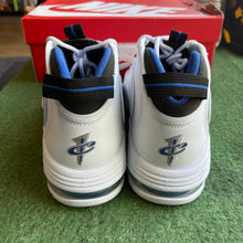 Load image into Gallery viewer, Nike Home Air Max Penny 1s Size 10.5
