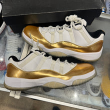 Load image into Gallery viewer, Jordan Closing Ceremony 11 Lows Size 9.5
