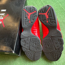 Load image into Gallery viewer, Jordan Chile Red 9s Size 13
