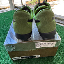 Load image into Gallery viewer, Nike Bode Astro Grabber Size 10

