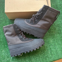 Load image into Gallery viewer, Yeezy Pirate Black 950s Size 10

