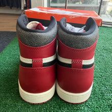 Load image into Gallery viewer, Jordan Lost and Found 1s Size 10
