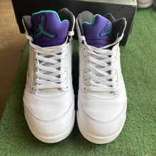 Load image into Gallery viewer, Jordan Grape 5s Size 10.5
