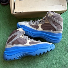 Load image into Gallery viewer, Yeezy DSRT Taupe Blue Boots Size 11
