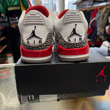 Load image into Gallery viewer, Jordan Hall of Fame 3s Size 11

