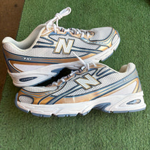 Load image into Gallery viewer, New Balance 740s Size 11.5
