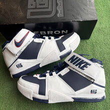 Load image into Gallery viewer, Nike Lebron Midnight Navy 2s Size 11.5
