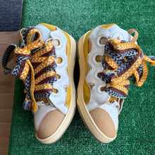 Load image into Gallery viewer, Lanvin Curbs Size 44
