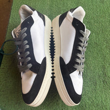 Load image into Gallery viewer, Off White Low Trainers Size 41

