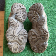 Load image into Gallery viewer, Adidas Yeezy Clay Brown 500s Size 8.5
