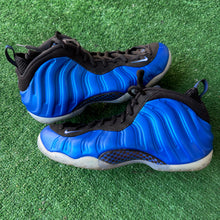 Load image into Gallery viewer, Nike International Blue Foamposites Size 10.5
