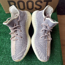 Load image into Gallery viewer, Adidas Yeezy Ash Pearl 350V2s Size 9
