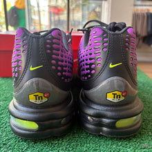 Load image into Gallery viewer, Nike Dusk Air Max Plus 7s Size 11.5
