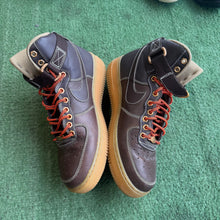 Load image into Gallery viewer, Nike Brown Leather High Air Force 1s Size 7Y

