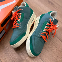 Load image into Gallery viewer, Jordan Nina Chanel 3s Size 10.5W/9M
