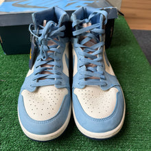 Load image into Gallery viewer, Jordan First In Flight 1s Size 12W/10.5M
