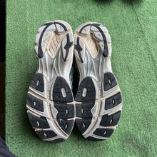 Load image into Gallery viewer, ASICS GT 2160s Size 12
