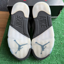 Load image into Gallery viewer, Jordan Reimagined Metallic 5s Size 9.5
